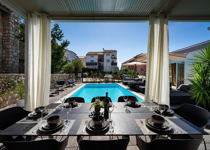 My Dalmatia - Amarilis With Private Swimming Pool And Jacuzzi Пакоштане
