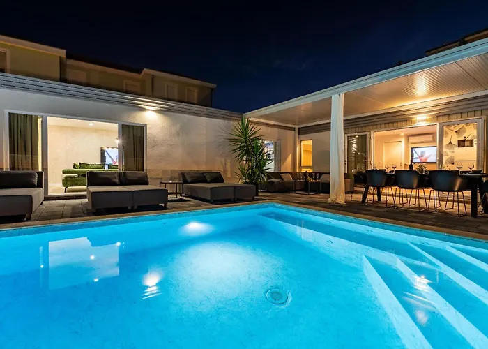 My Dalmatia - Amarilis With Private Swimming Pool And Jacuzzi *
