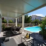 My Dalmatia - Amarilis With Private Swimming Pool And Jacuzzi * Pakoštane