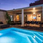 My Dalmatia - Amarilis With Private Swimming Pool And Jacuzzi * Pakoštane