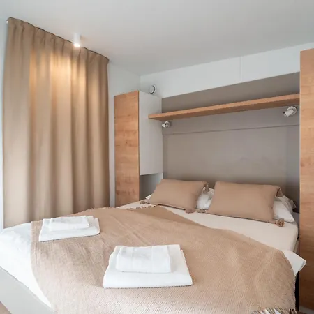 Feriehus My Dalmatia - Amarilis With Private Swimming Pool And Jacuzzi *