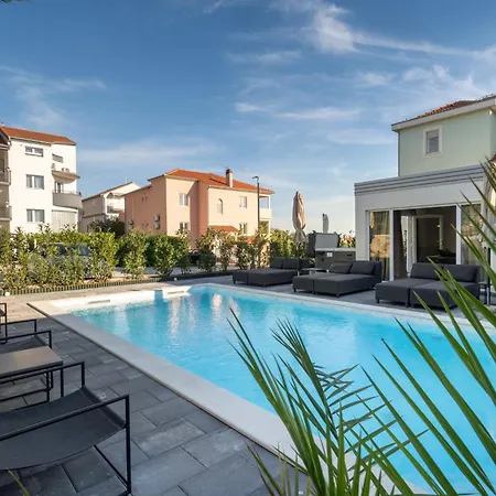 My Dalmatia - Amarilis With Private Swimming Pool And Jacuzzi * Pakoštane