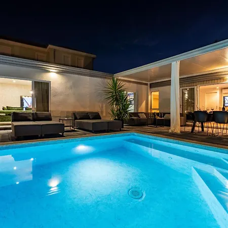 My Dalmatia - Amarilis With Private Swimming Pool And Jacuzzi *