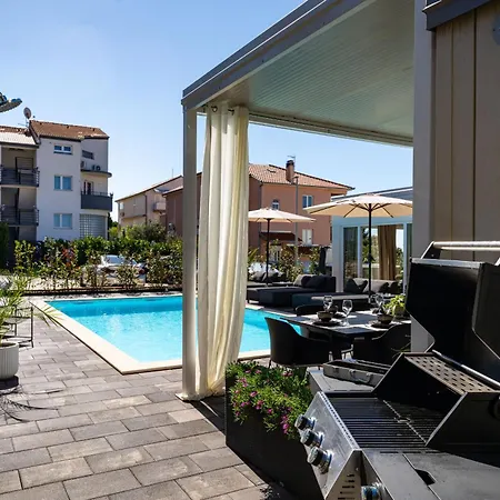 My Dalmatia - Amarilis With Private Swimming Pool And Jacuzzi Feriehus