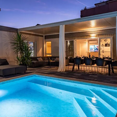 My Dalmatia - Amarilis With Private Swimming Pool And Jacuzzi * Pakoštane